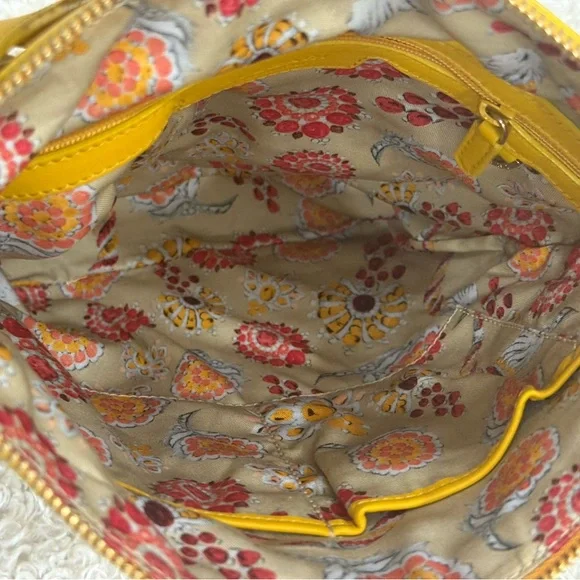 Bulgari Bvlgari Yellow Leather Tote Bag - Picture 8 of 16